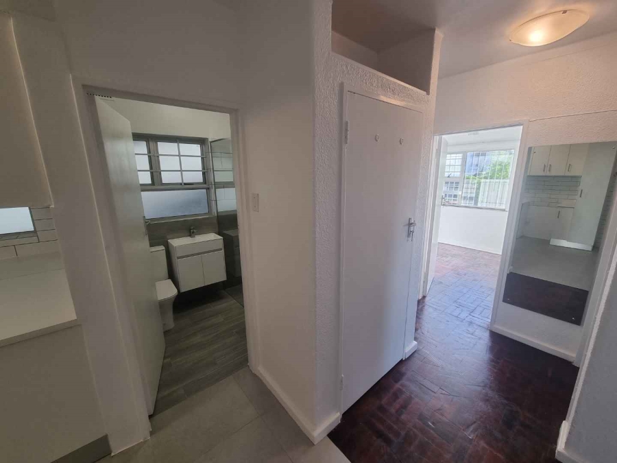 2 Bedroom Property for Sale in Tamboerskloof Western Cape